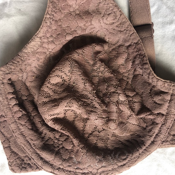 Wacoal Halo Lace Underwire Bra in Mocha/Cappuccino - Picture 5 of 10